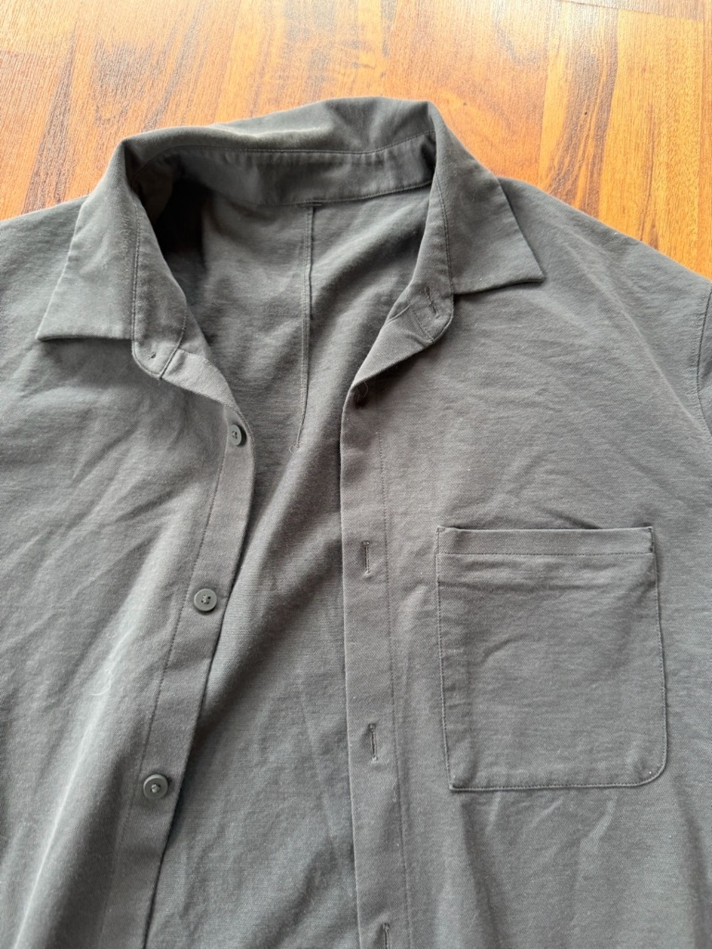 lululemon athletica Men's Long Sleeve Button-Up Shirt - Black - Picture 4 of 6